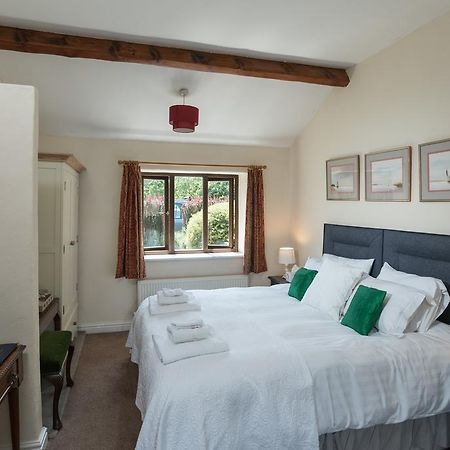 Summerhouse Bed & Breakfast Бристоль Экстерьер фото