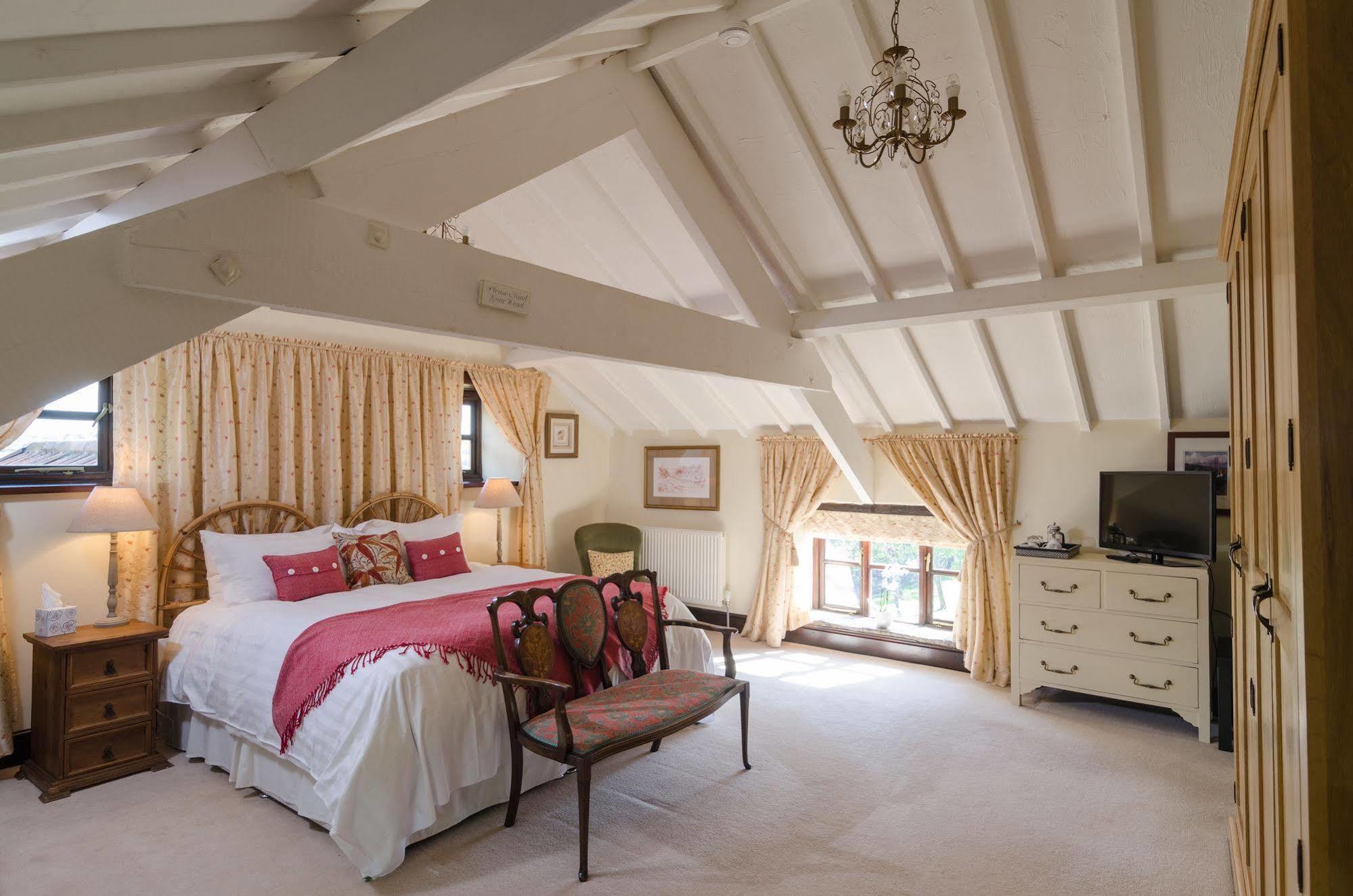 Summerhouse Bed & Breakfast Бристоль Экстерьер фото